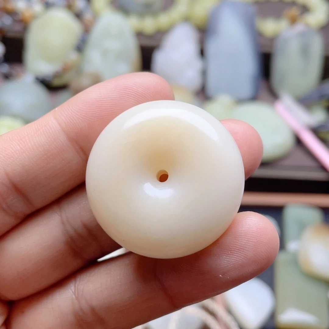 颈饰未镶嵌和田玉快***灵
