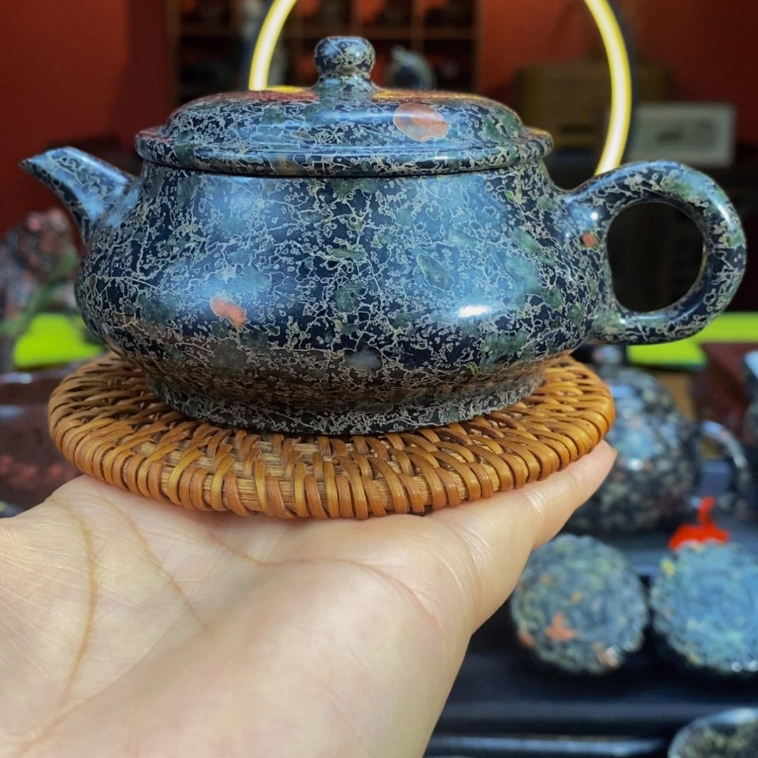 梅花玉精美梅花明炉壶