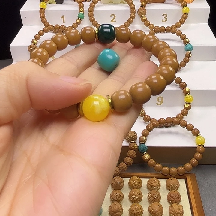 小***里猴头核桃吊坠猴头手串