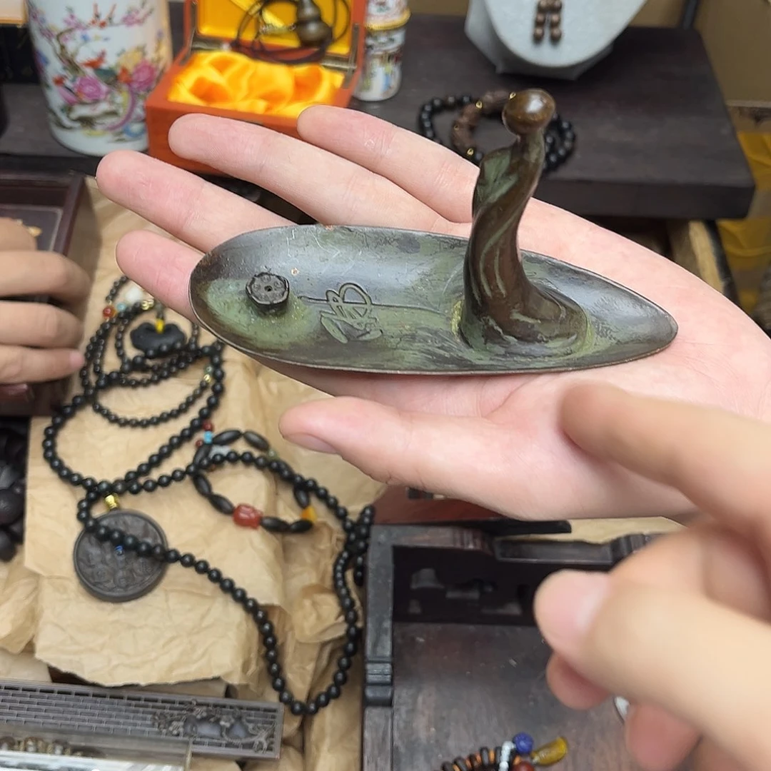 大叶紫檀（黑酸枝木类）