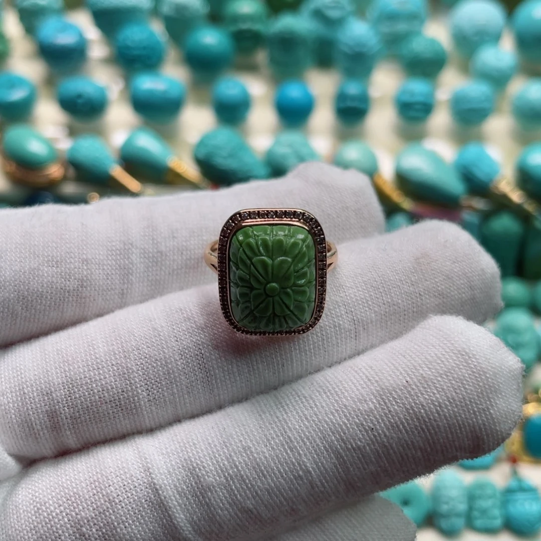 绿松石珠宝奇石18K金镶嵌