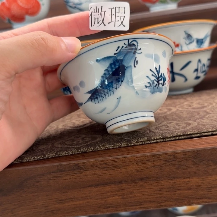 釉下手绘茶具微瑕