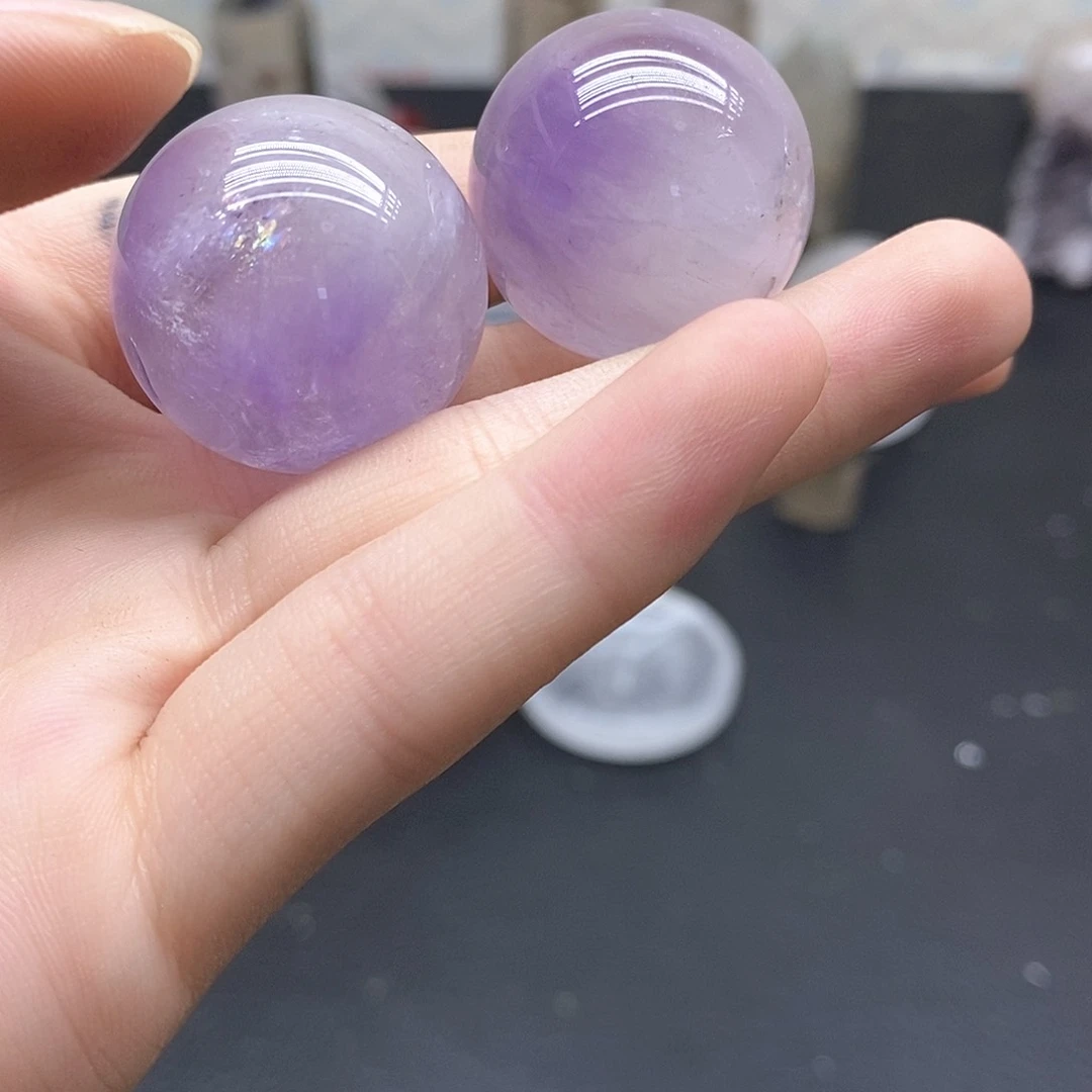 未镶嵌颈饰水晶111