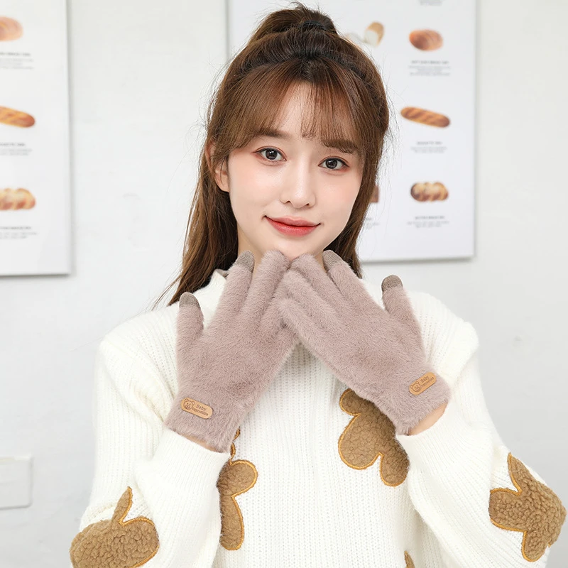 冬季手套保暖骑车可爱女针织触屏仿貂毛小熊标甜美防寒成人清新