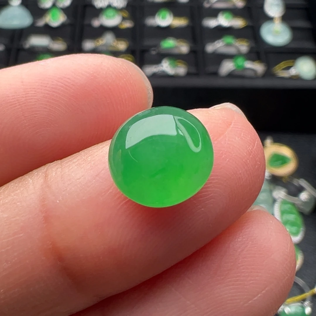 翡翠未镶嵌颈饰蛋9.5