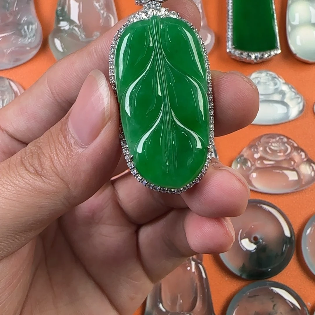 定制翡翠未镶嵌天然