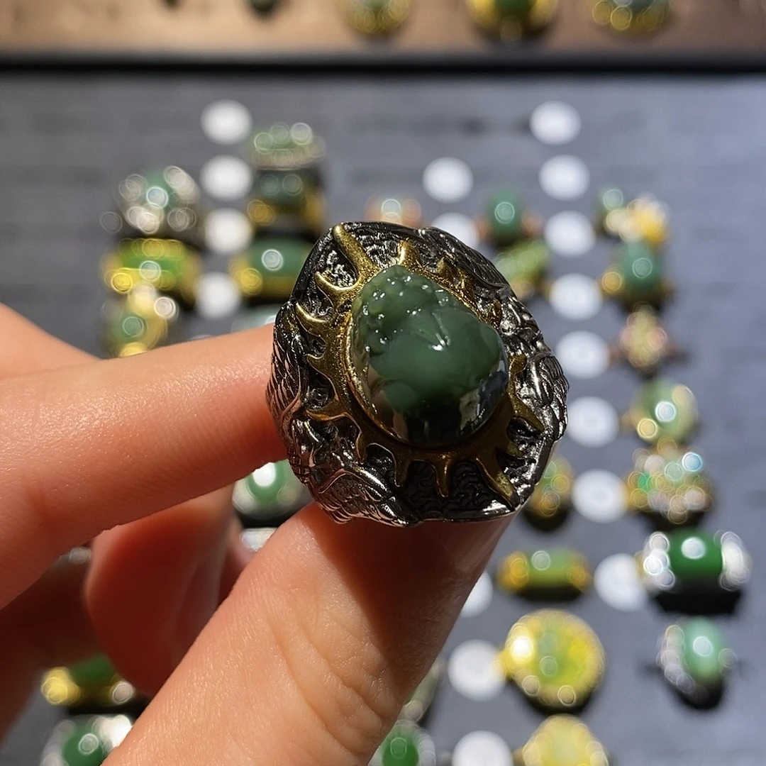 和田玉未镶嵌戒指