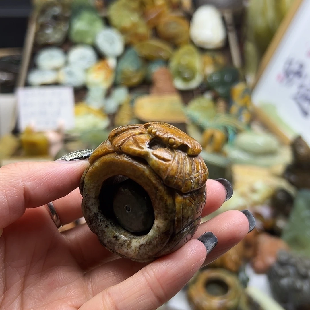 颈饰未镶嵌岫岩河磨玉（透闪石质玉）河磨玉手玩