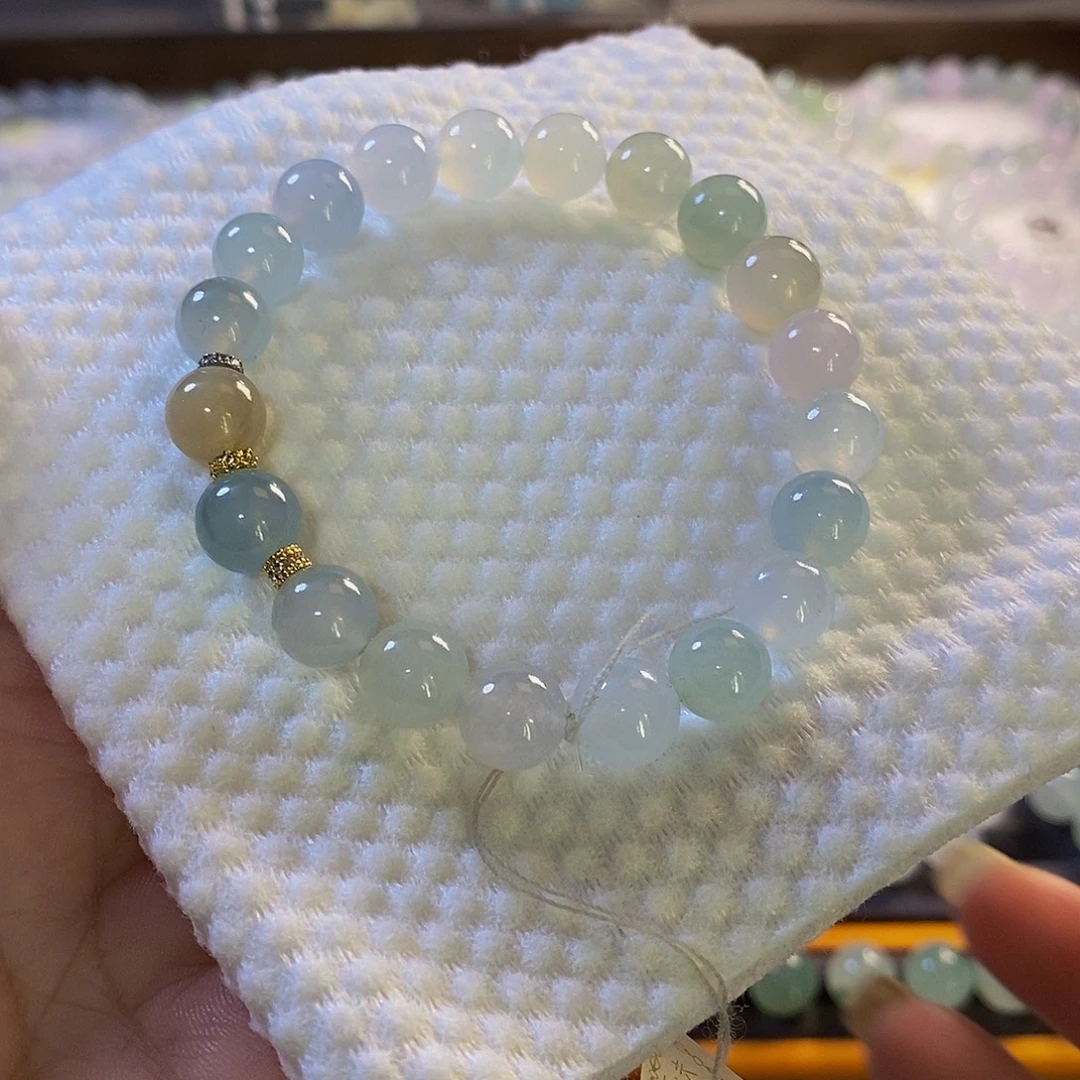 定制翡翠未镶嵌翡翠.