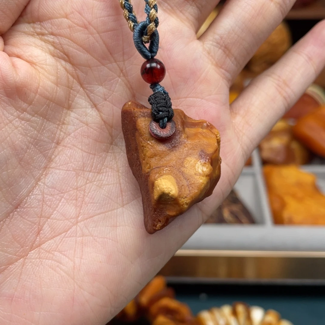 未镶嵌蜜蜡珠宝奇石