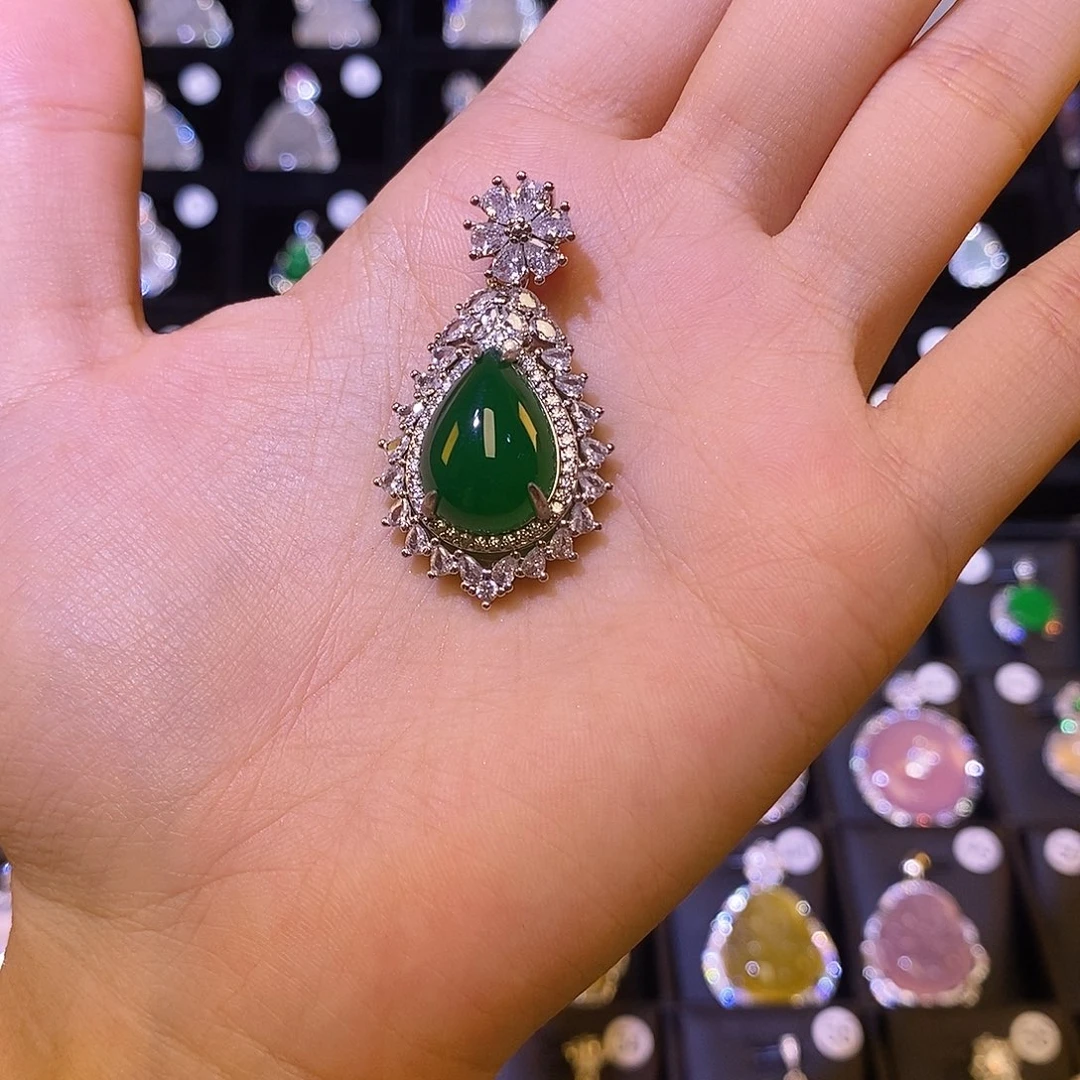 玛瑙/玉髓颈饰合金