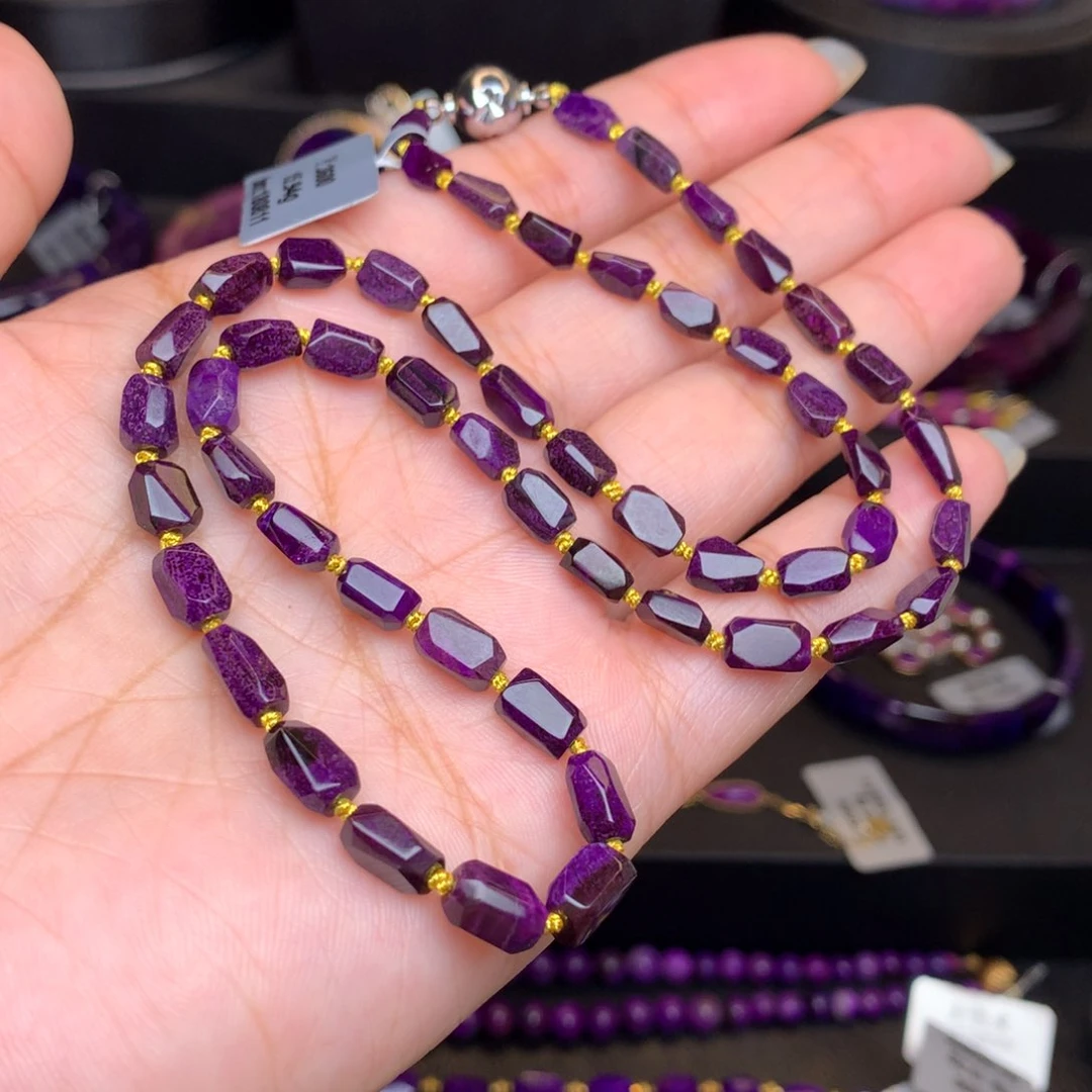 未镶嵌苏纪石（舒俱来）项链