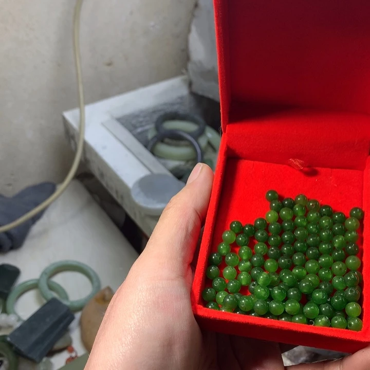 未镶嵌和田玉珠宝半成品