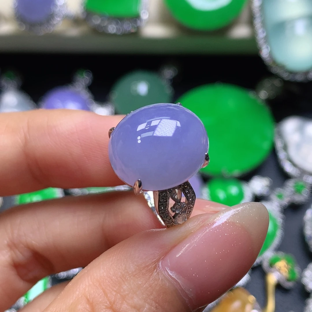 18K金镶嵌戒指翡翠翡翠