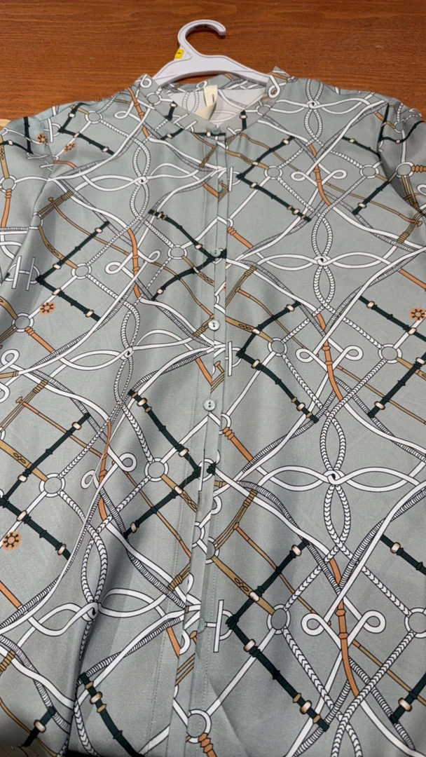 华诺二楼恩宝莉衬衣