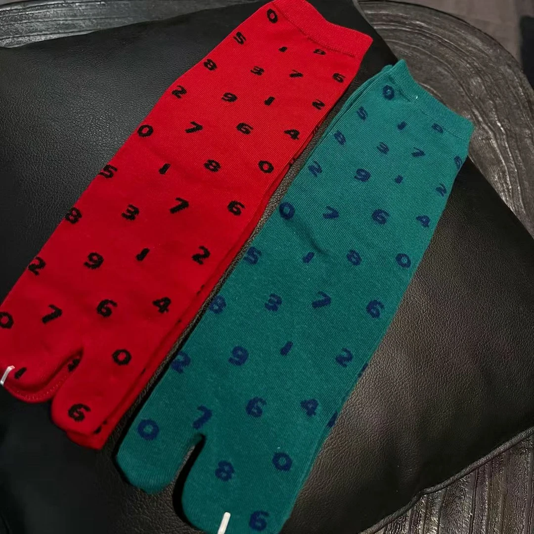 009-99数字分趾袜红色绿色休闲女士印花