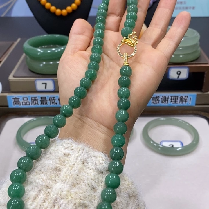 和田玉未镶嵌戒指