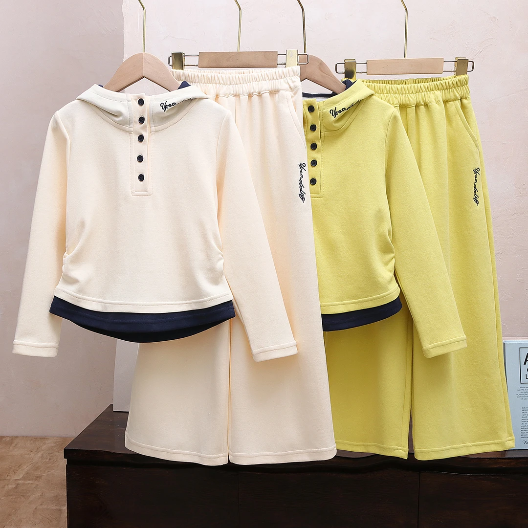儿童2025童装套装春款女童连帽上衣长裤字母休闲修身时尚宽松春秋