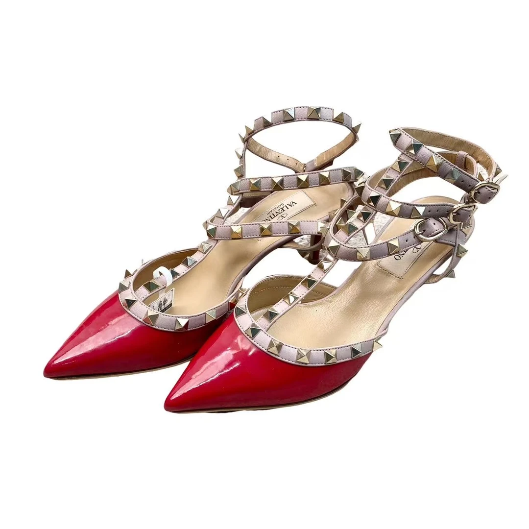 95新 Valentino/华伦天奴 qq553 红色铆钉三环系带高跟鞋 36.5码