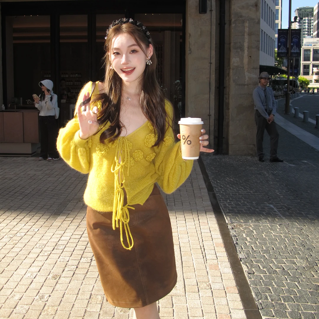 【花蜜花海】RARE ZZ 法式慵懒秋季暖调手工立体钩花V领毛衣