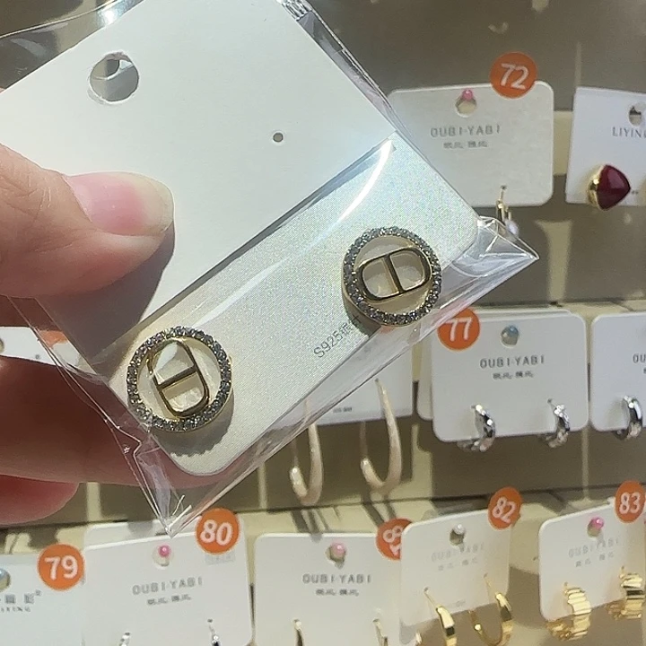 锆石纯铜合金猪鼻子耳钉