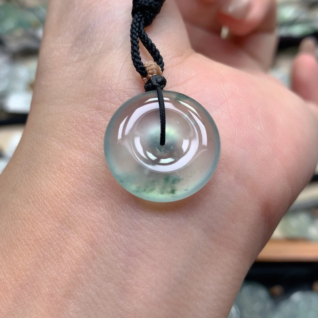 翡翠未镶嵌颈饰扣子