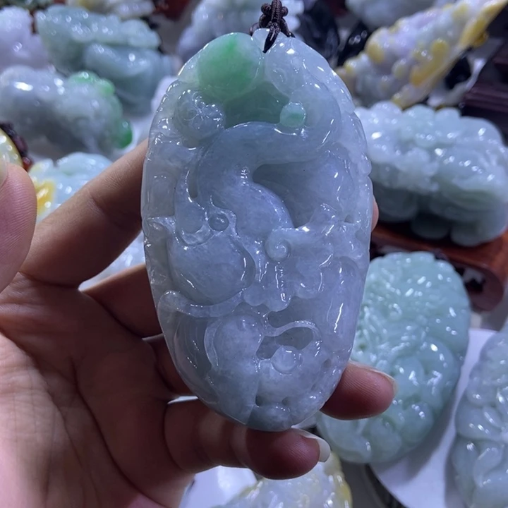 翡翠未镶嵌把件封候拜相