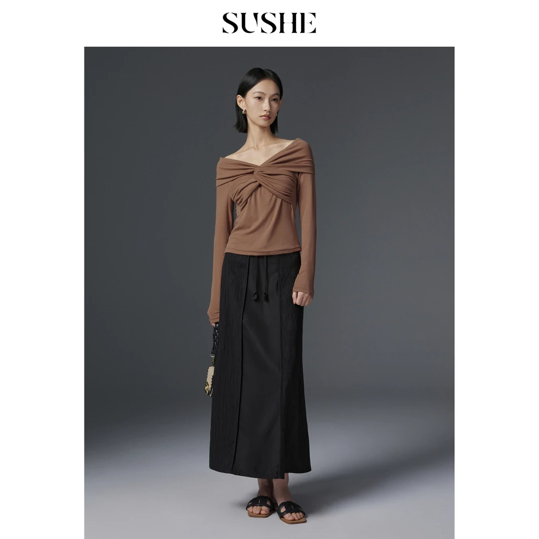 束皙SUSHE 霞韵 温柔法式莱赛尔羊毛交叉扭结一字领针织上衣女春