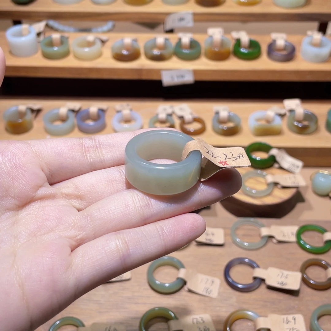 和田玉戒指未镶嵌温*福利款不退不换20.1