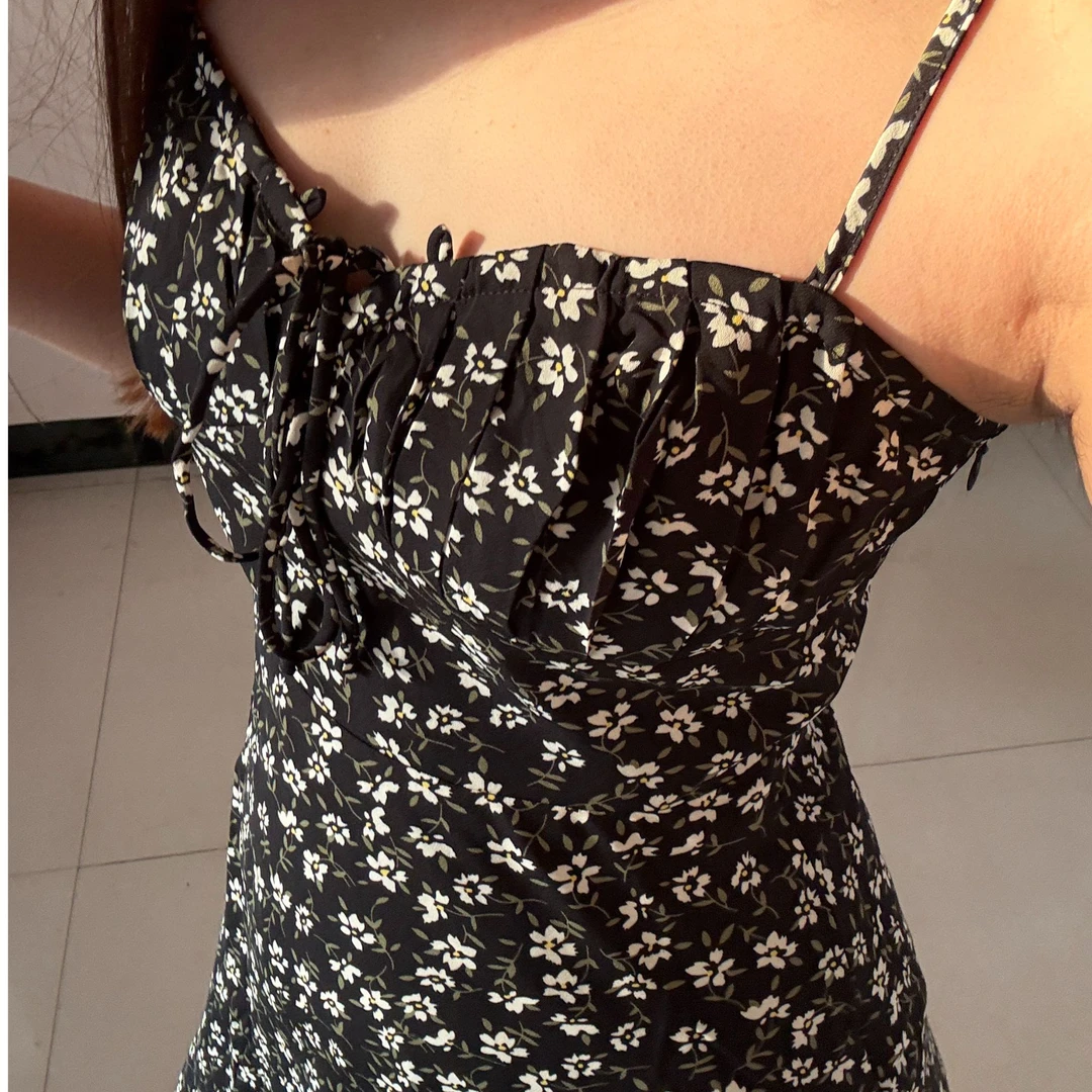 韩系少女小碎花休闲吊带连衣短裙