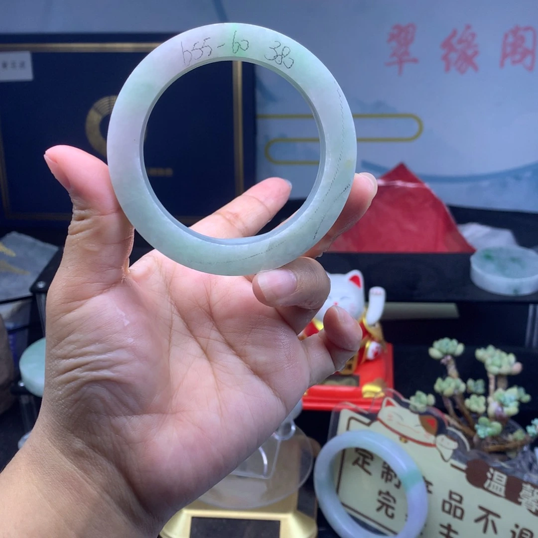 定制翡翠翡翠手镯未镶嵌