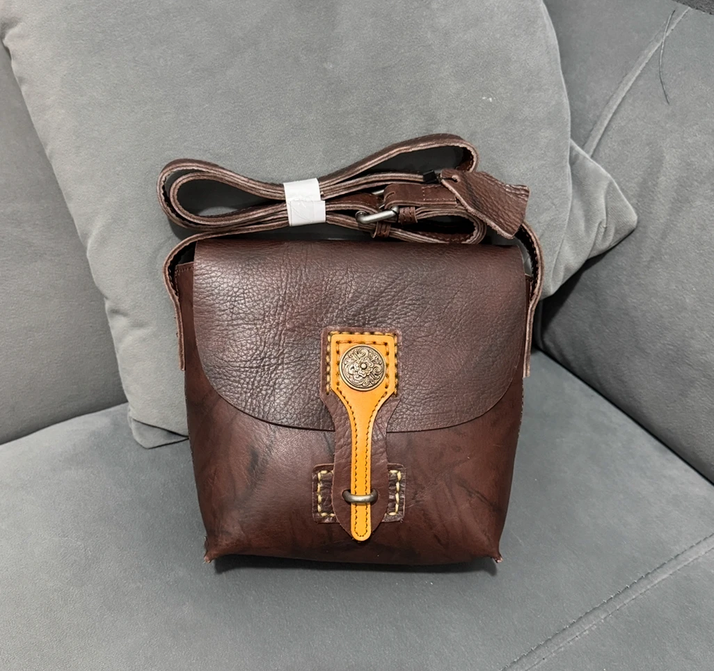 复古文艺韩版进口头层牛皮压花外贸斜挎单肩翻盖女士小挎包9050