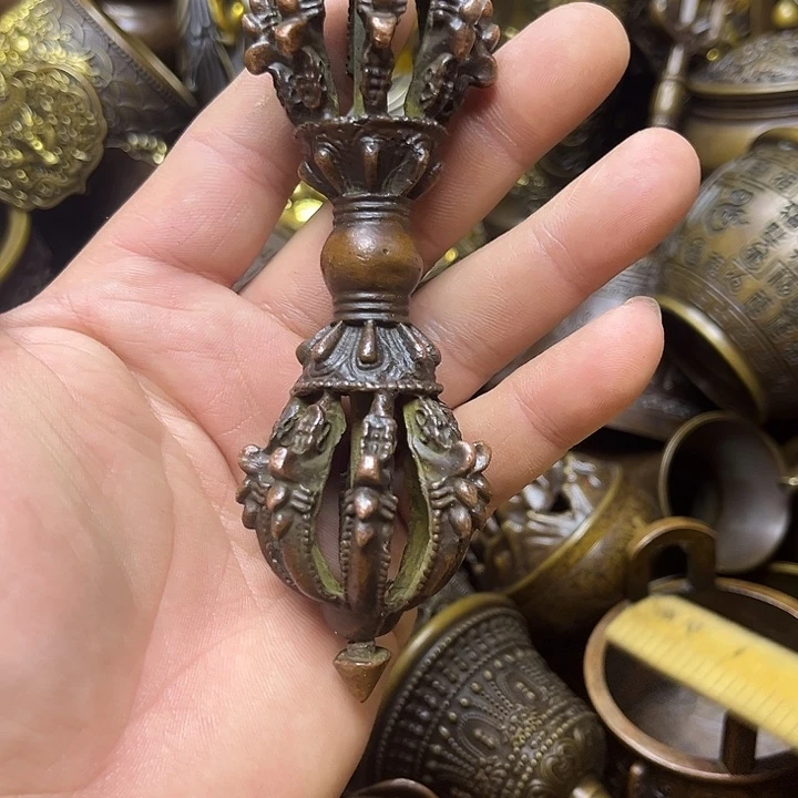 诚信经营精美铜器