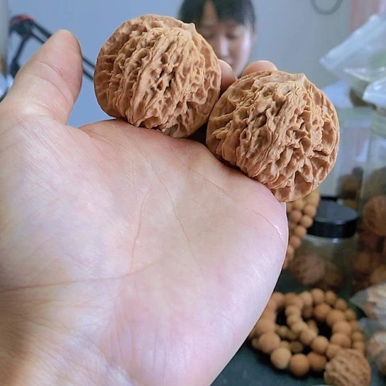 【闪购商品】把件文玩核桃45老款狮子头