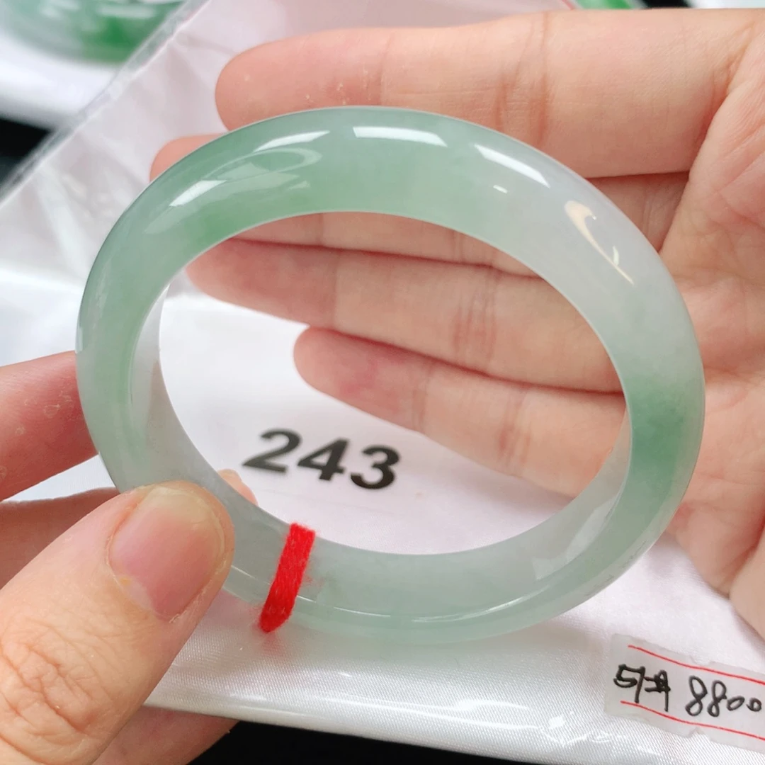 未镶嵌手镯翡翠缅甸51