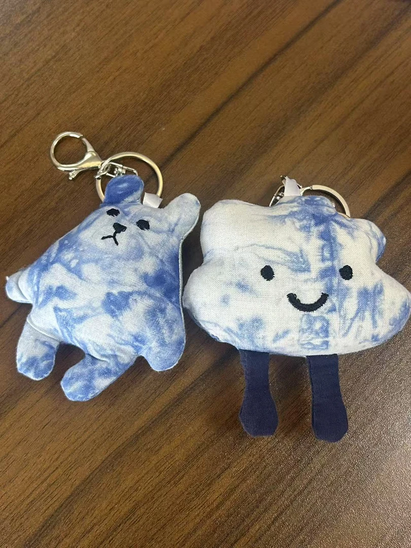 手工扎染布艺挂件手工玩偶蓝天白云钥匙扣布艺扎染