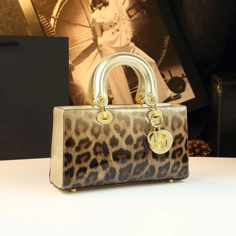 手提包女2025新款时尚豹纹精致戴妃包单肩斜挎高级感横版真皮女包