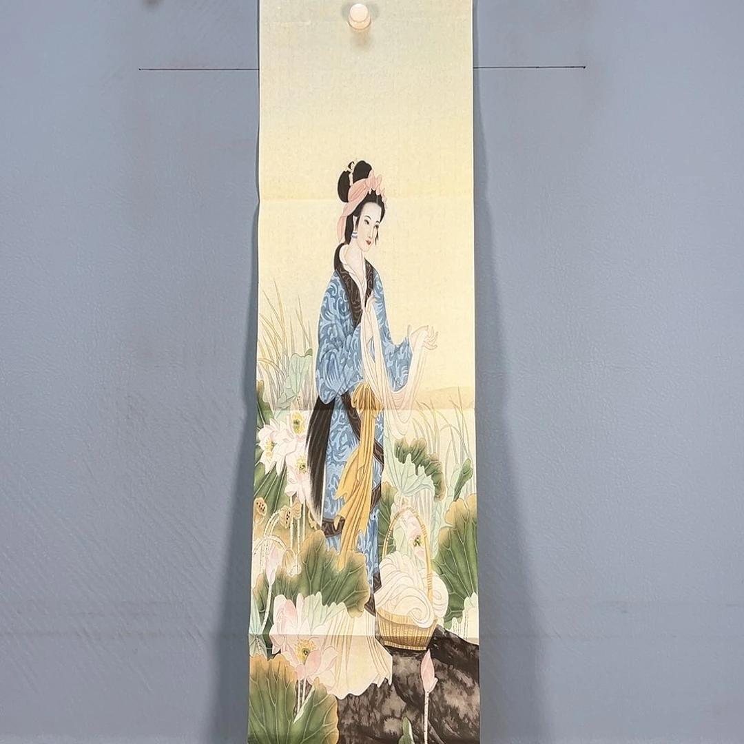 国画898 花鸟和蝴蝶在空中