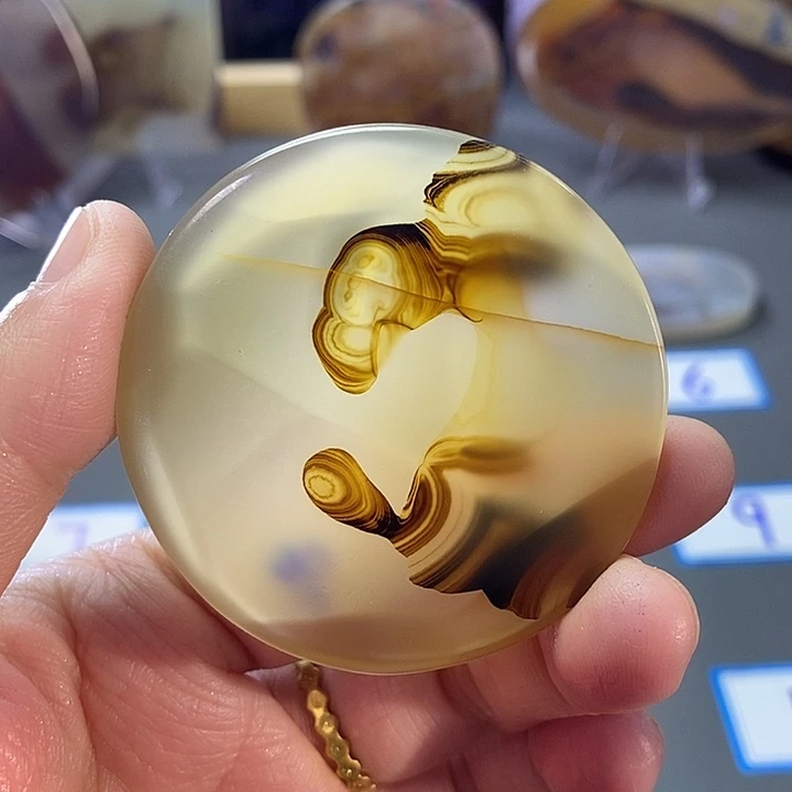 玛瑙/玉髓未镶嵌珠宝半成品