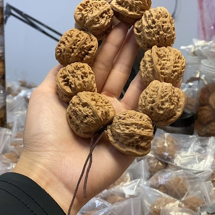 把件文玩核桃36白狮子手持