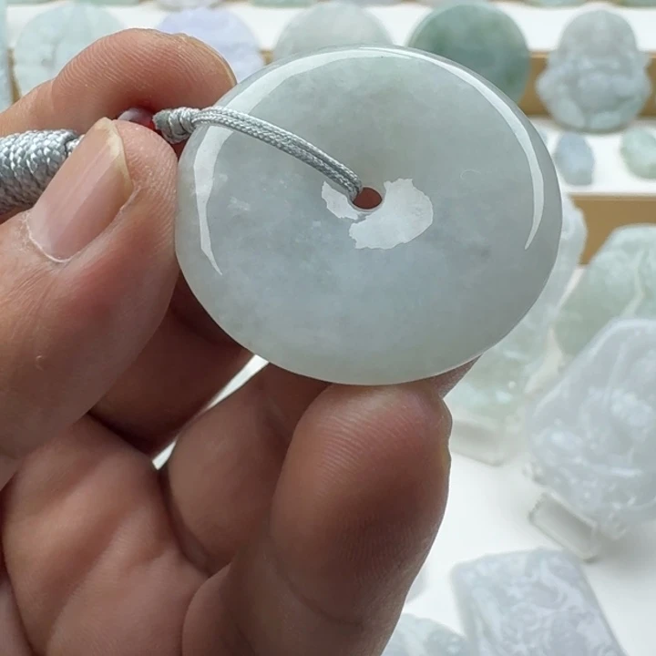 翡翠未镶嵌颈饰天然缅甸A货翡翠