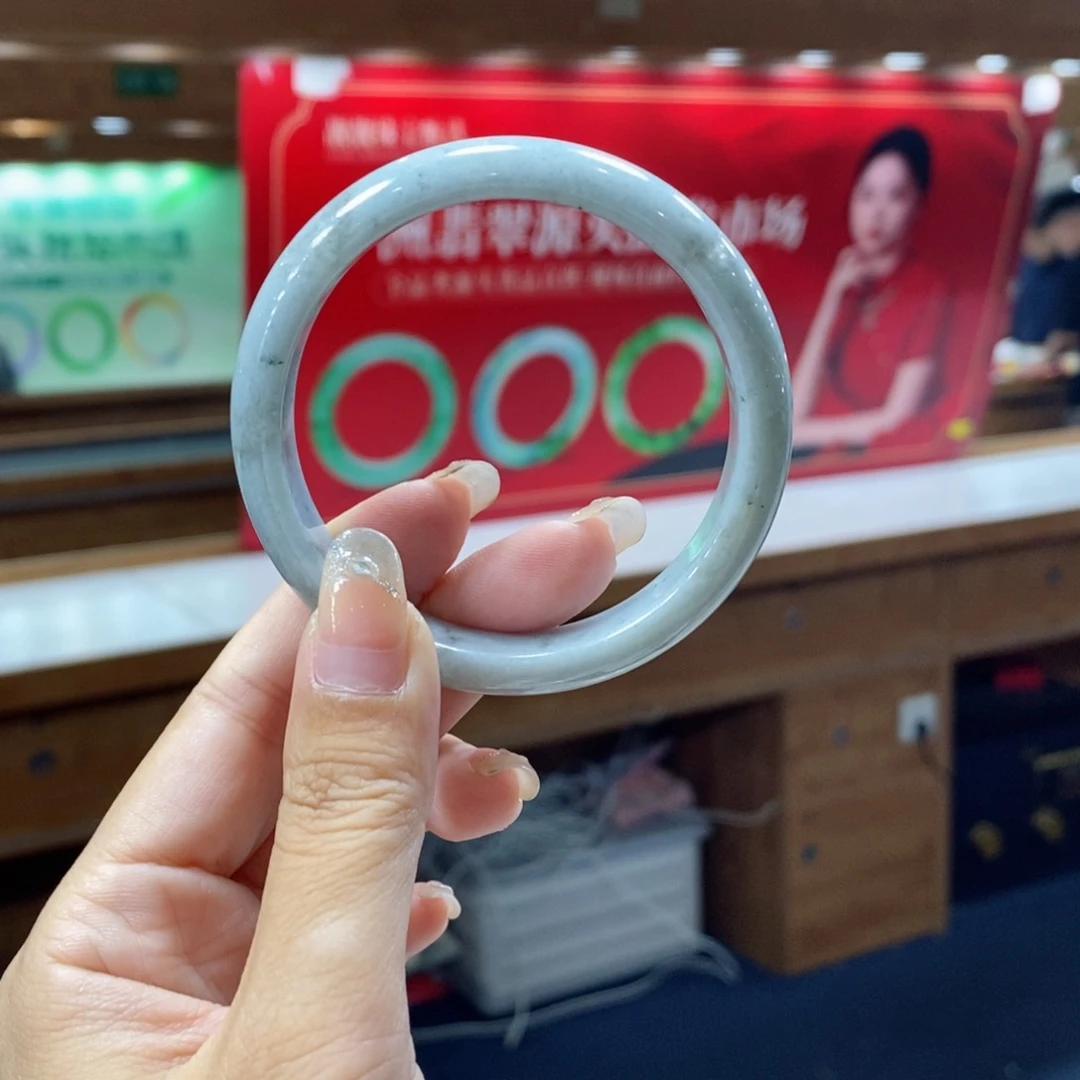 未镶嵌手镯翡翠翡翠福利镯
