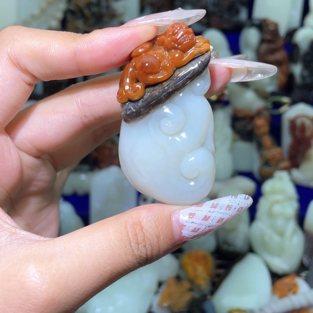 和田玉未镶嵌颈饰M*