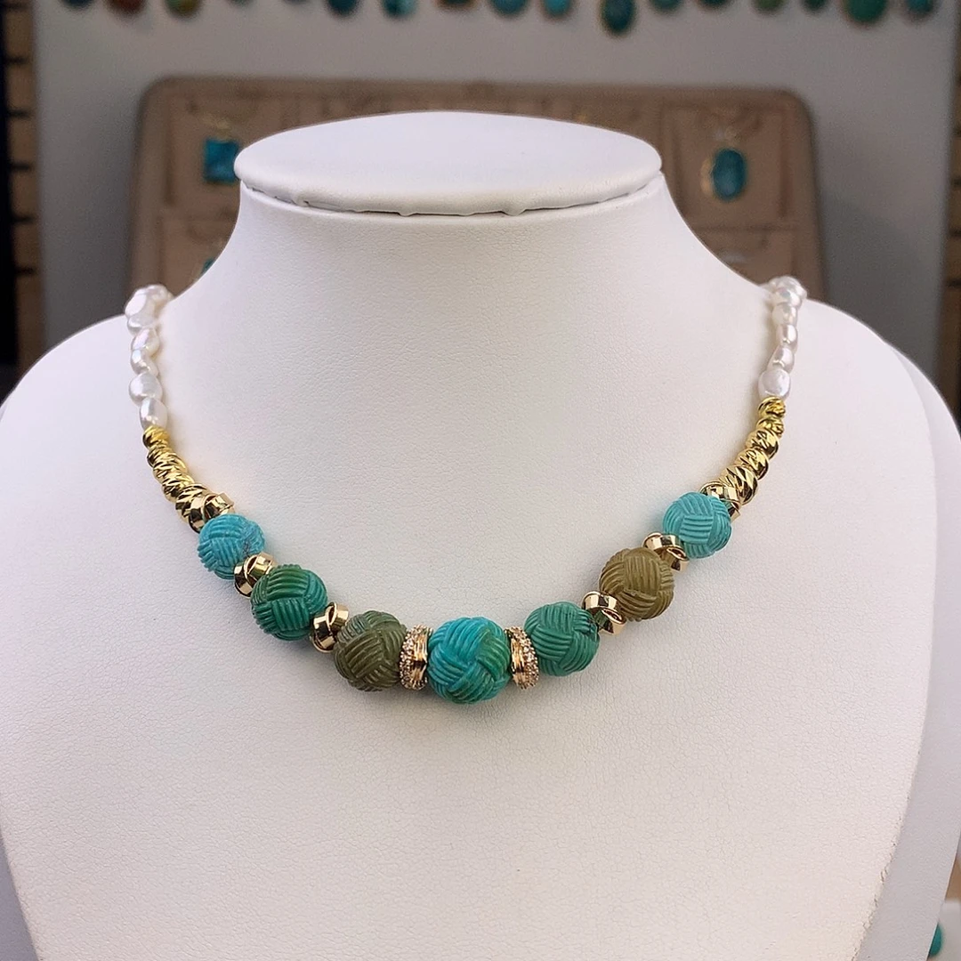 绿松石未镶嵌颈饰