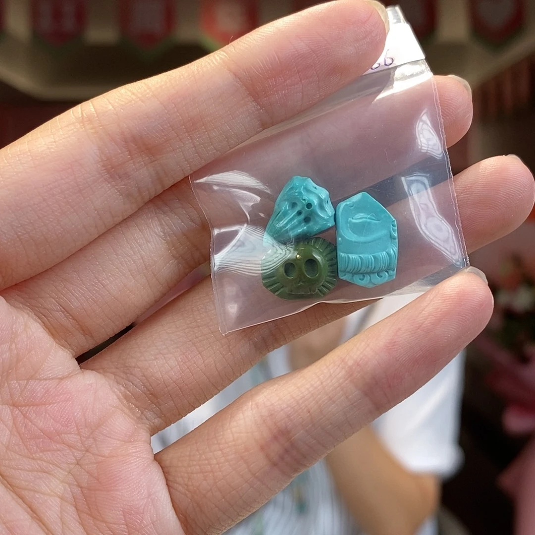 未镶嵌绿松石珠宝奇石