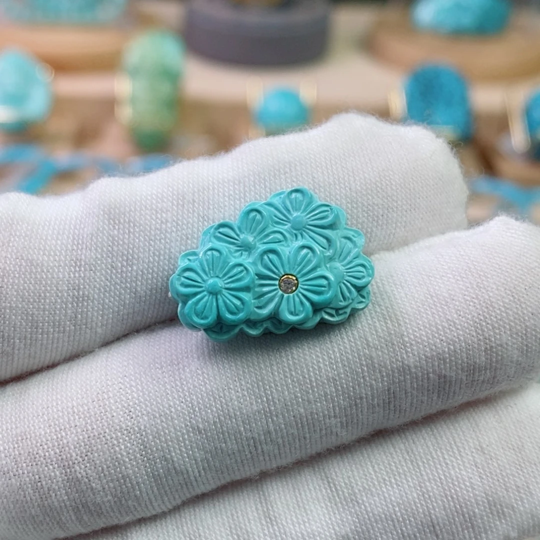 绿松石未镶嵌珠宝奇石