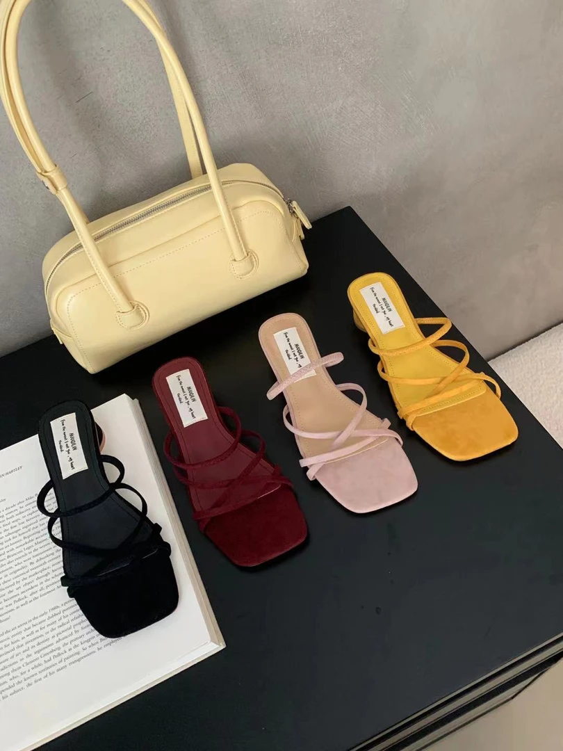 细带方头凉拖鞋外穿夏季粗跟小众通勤百搭工作鞋气质