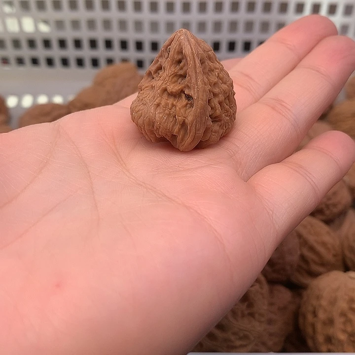 浩***鸣文玩核桃吊坠文玩核桃