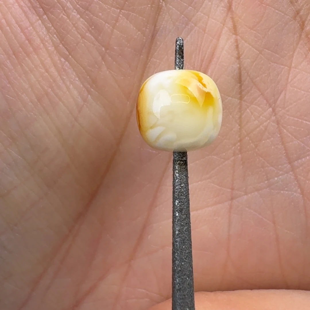 琥珀未镶嵌裸石9mm蜜蜡单珠
