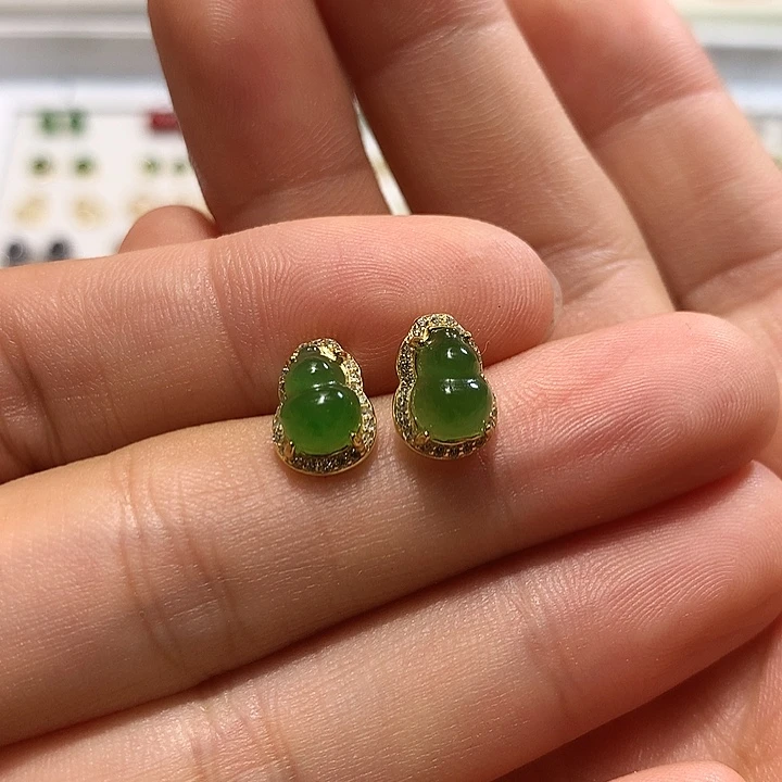 银S925镀金镶嵌和田玉（碧玉）耳饰一*梅